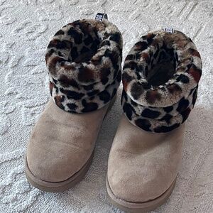 Leopard print furry uggs